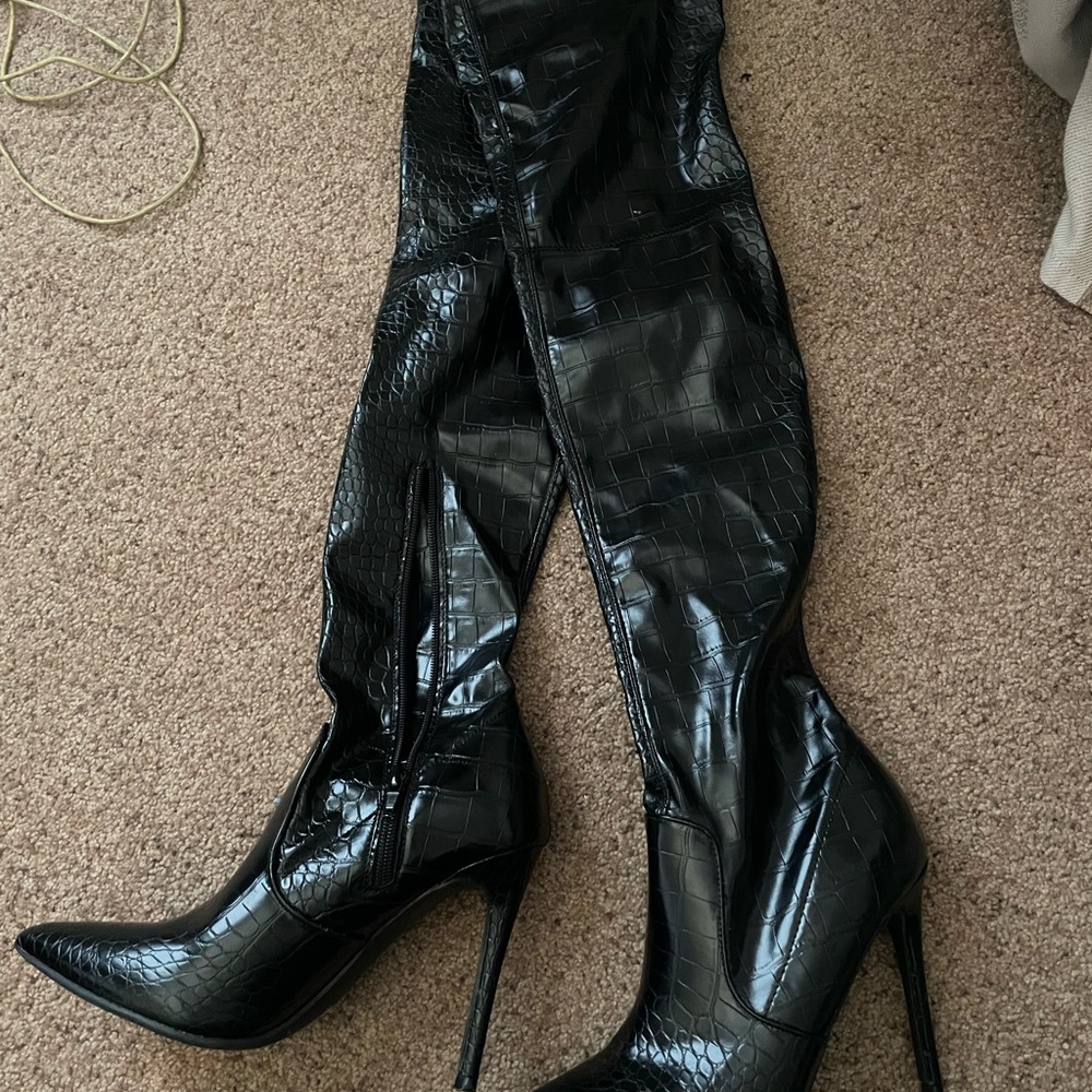 Thigh high Black Boots